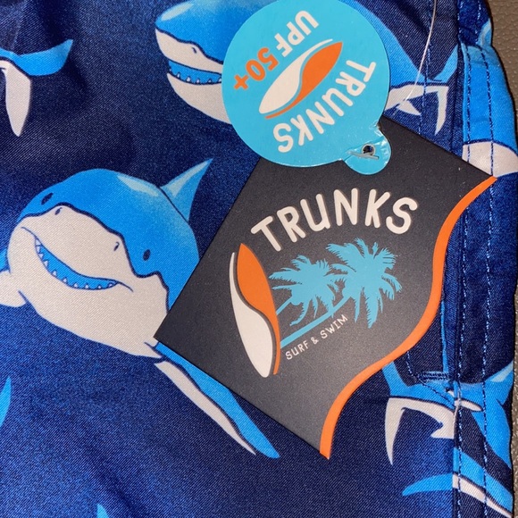 NEW Boys SWIM Shark trunks size L Blue Surf & Swim Shorts - Picture 10 of 11